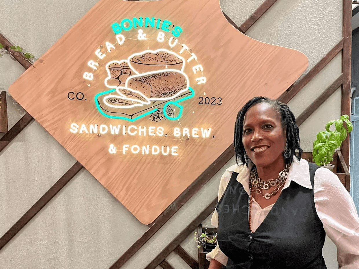 Industry vet opens her own restaurant in Chandler. Meet Bonnie’s