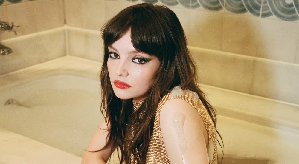 CHVRCHES’ Lauren Mayberry goes solo, brings Phoenix her new groove